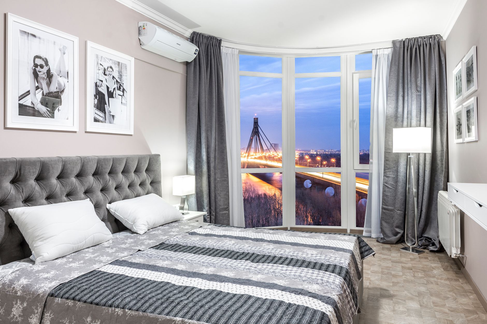 Foto interior apartemen 2 kamar tidur terjangkau dekat lokasi saya dengan desain modern dan harga bersahabat.